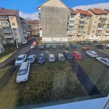 Apartamento Near Center Petroşani Exterior foto