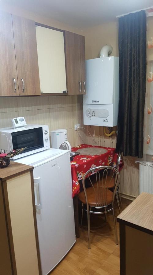 Apartamento Near Center Petroşani Exterior foto